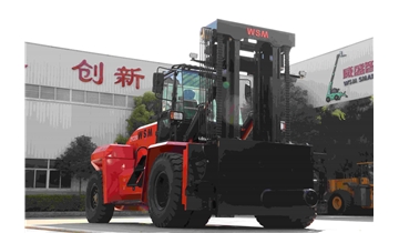 大吨位叉车：重载搬运时代的“钢铁脊梁”